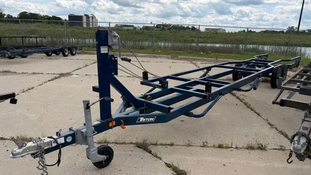 2016 Triton