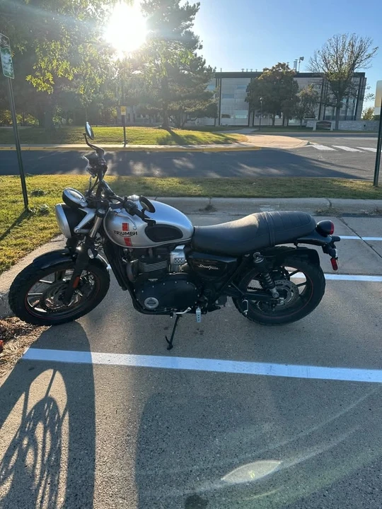 2016 Triumph Speed Twin 900 - Image 3 of 5