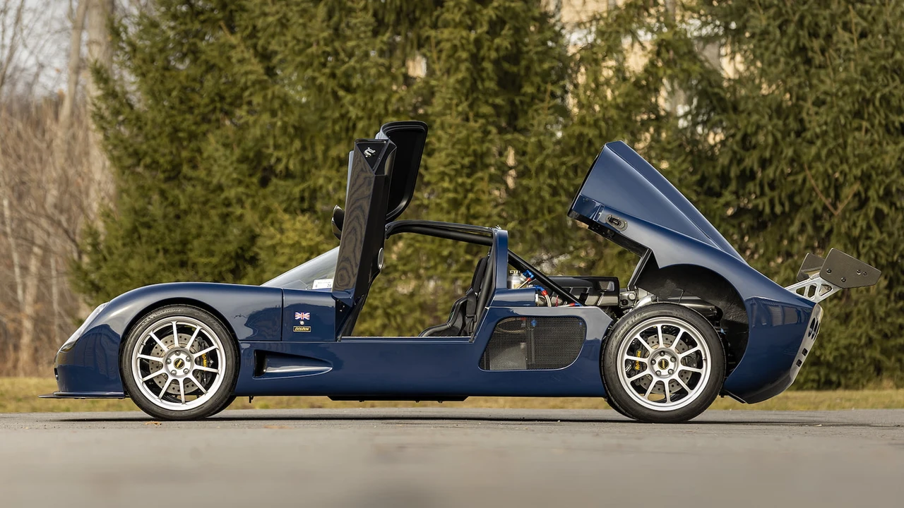 2016 Ultima - Image 3 of 31