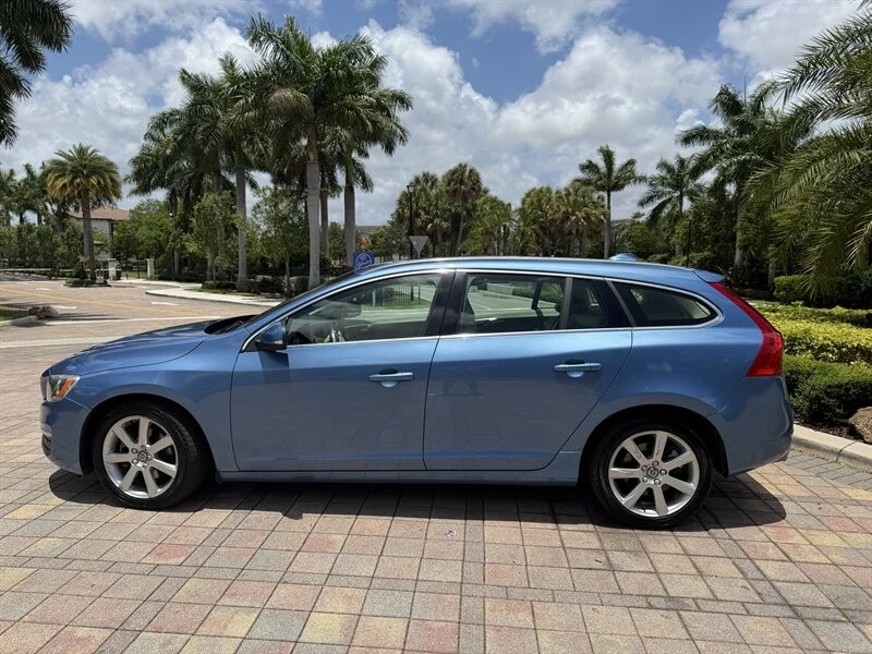 2016 Volvo V60 1st Gen - Image 11 of 24