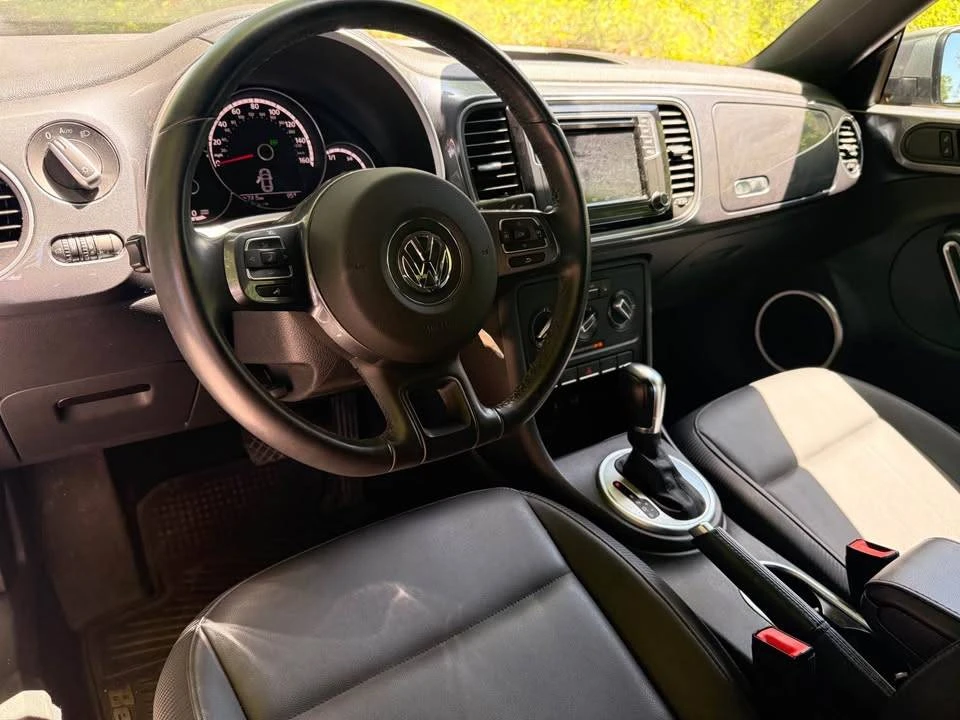2016 Volkswagen A5 Beetle - Image 9 of 11