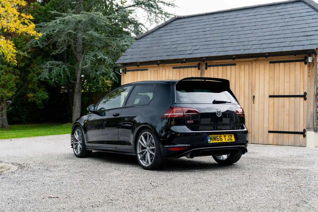2016 Volkswagen GTI Mk7 - Image 15 of 31