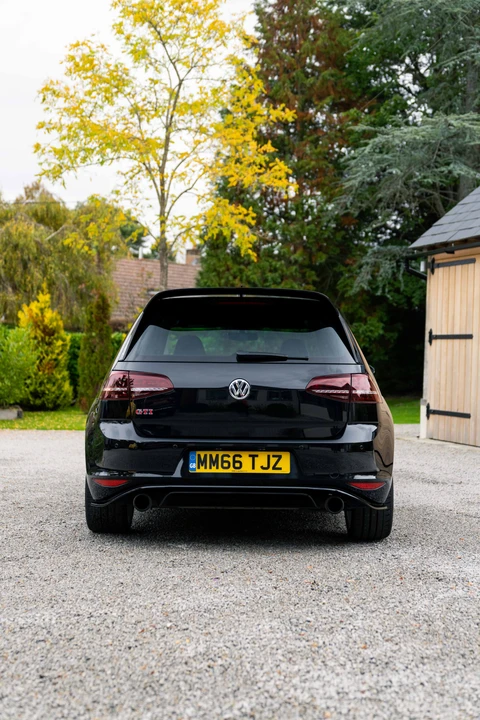 2016 Volkswagen GTI Mk7 - Image 27 of 31