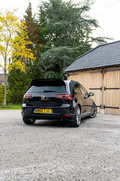2016 Volkswagen GTI Mk7 - Image 28 of 31