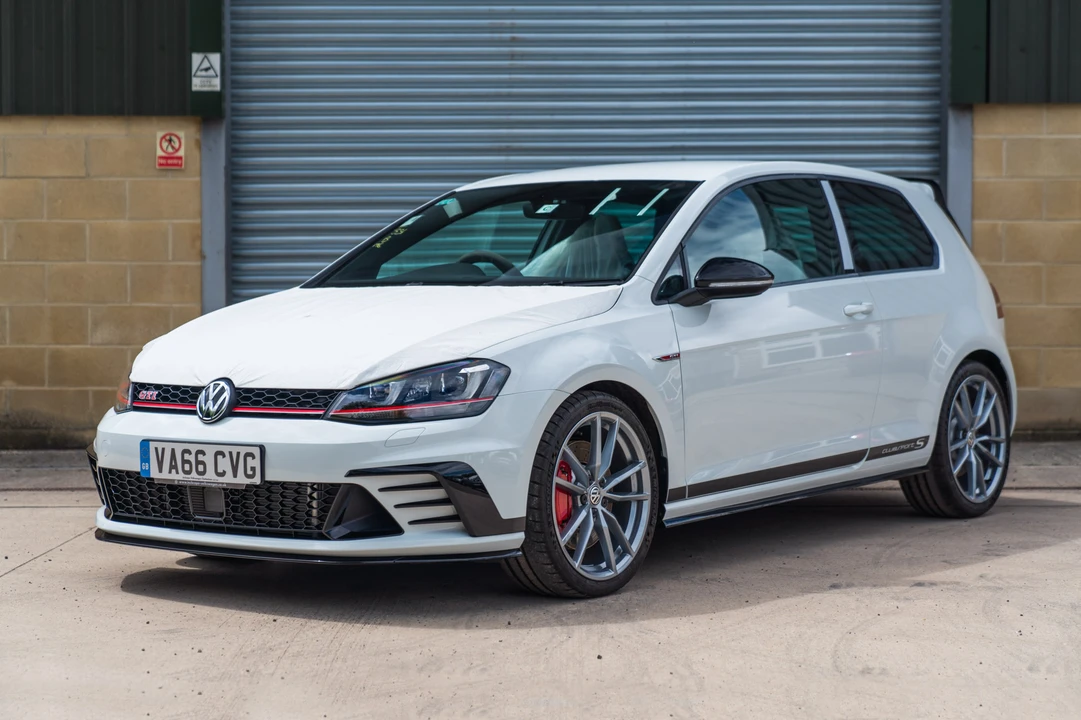 2016 Volkswagen GTI Mk7 - Image 2 of 31