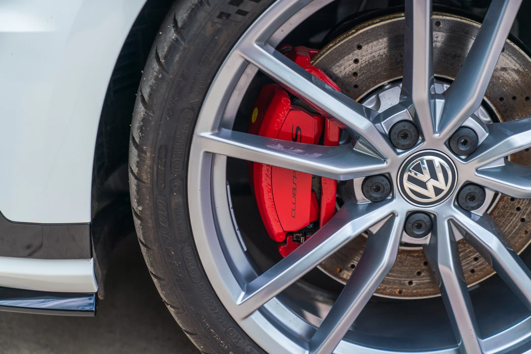 2016 Volkswagen GTI Mk7 - Image 10 of 31