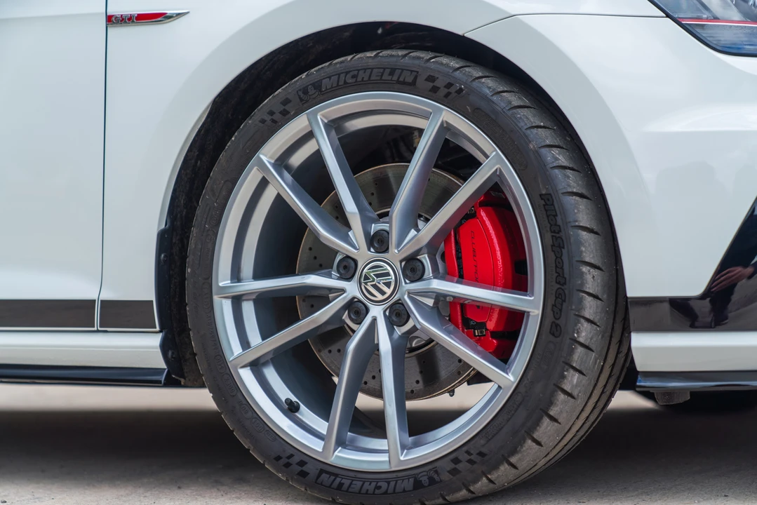 2016 Volkswagen GTI Mk7 - Image 14 of 31