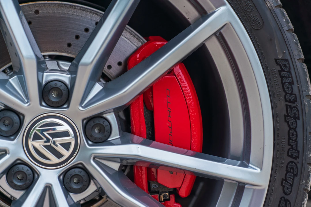 2016 Volkswagen GTI Mk7 - Image 18 of 31