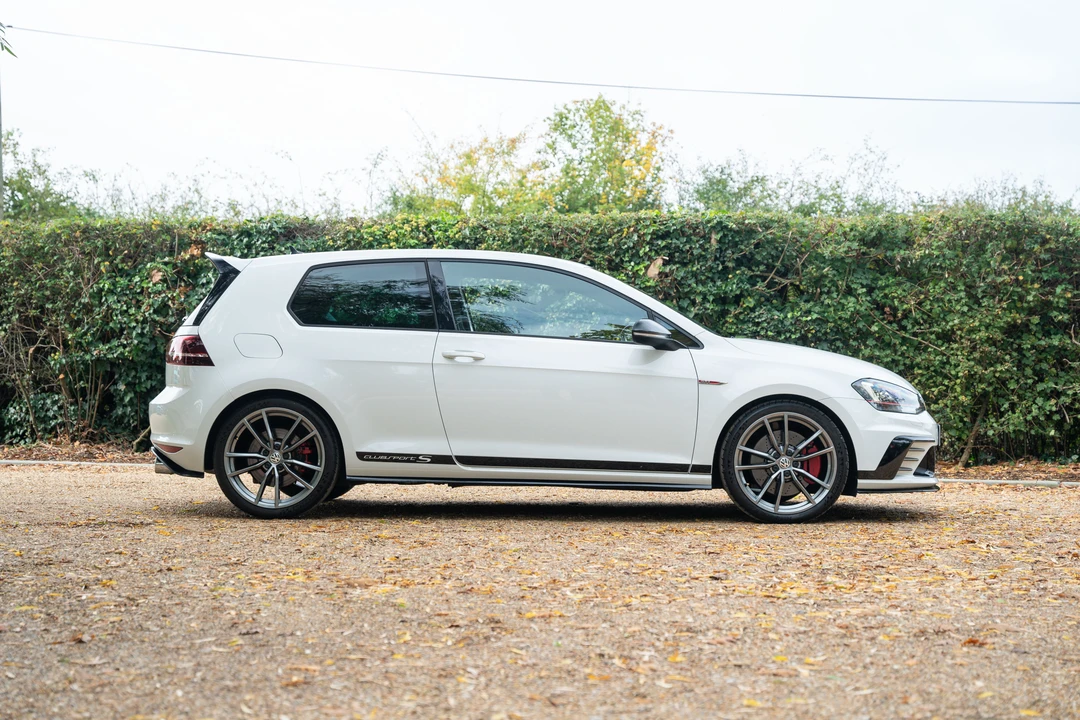 2016 Volkswagen GTI Mk7 - Image 5 of 31