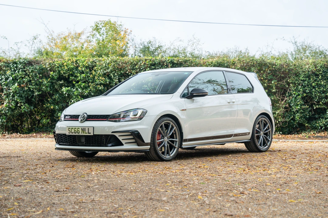 2016 Volkswagen GTI Mk7 - Image 10 of 31