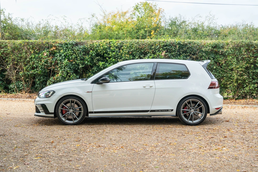 2016 Volkswagen GTI Mk7 - Image 17 of 31
