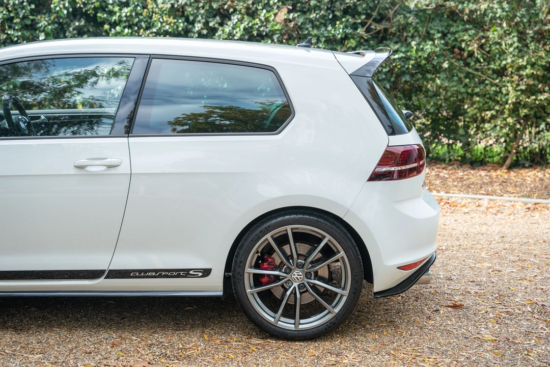 2016 Volkswagen GTI Mk7 - Image 23 of 31