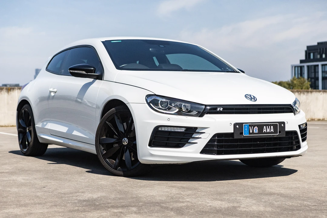 2016 Volkswagen Scirocco - Image 2 of 31
