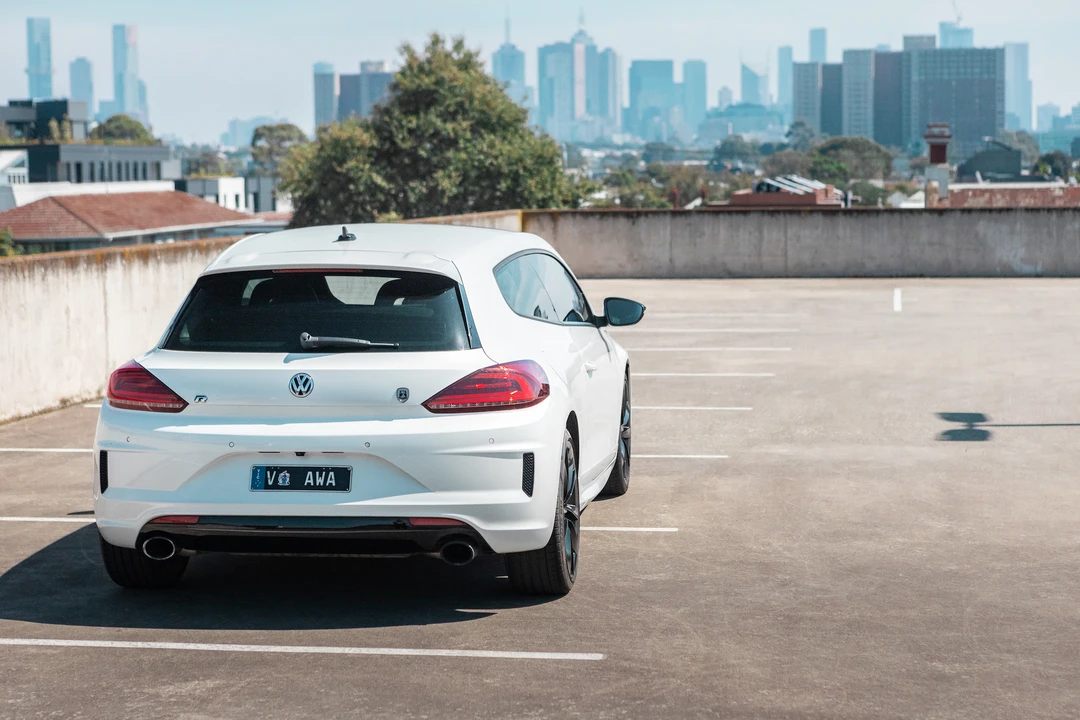 2016 Volkswagen Scirocco - Image 13 of 31