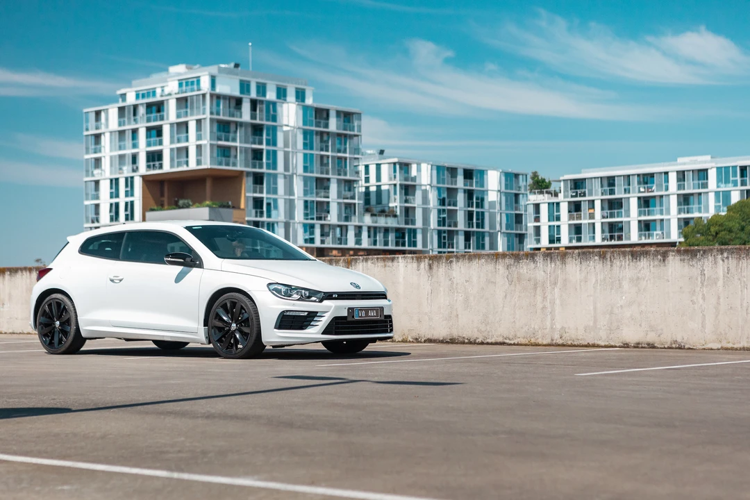 2016 Volkswagen Scirocco - Image 14 of 31