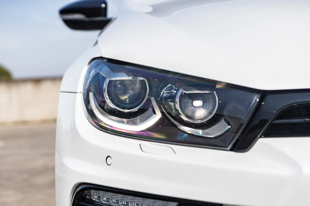2016 Volkswagen Scirocco - Image 20 of 31