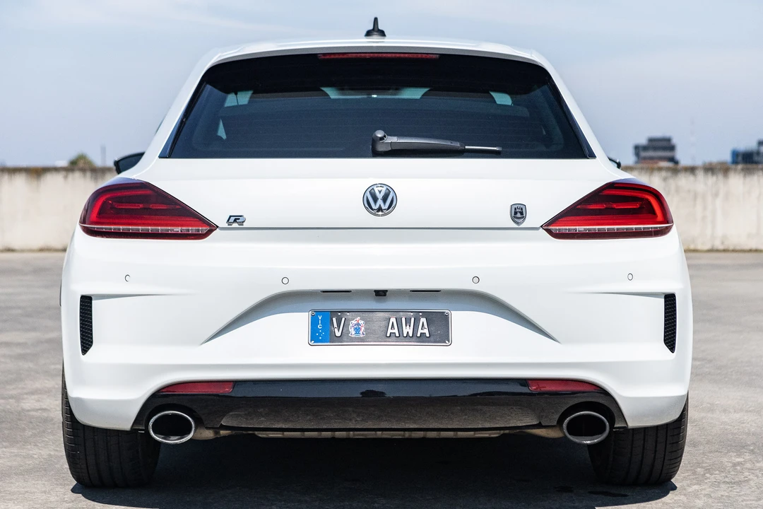 2016 Volkswagen Scirocco - Image 7 of 31