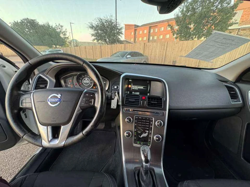 2016 Volvo XC60 1st Gen - Image 8 of 8