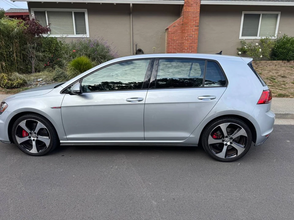 2016 Volkswagen GTI Mk7 - Image 2 of 13