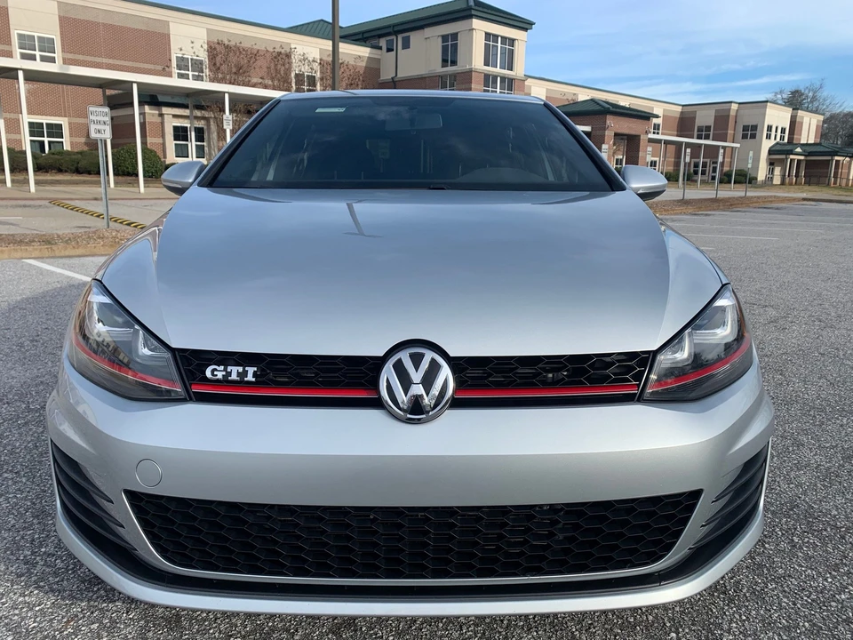 2016 Volkswagen GTI Mk7 - Image 3 of 30