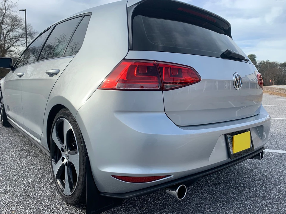 2016 Volkswagen GTI Mk7 - Image 9 of 30