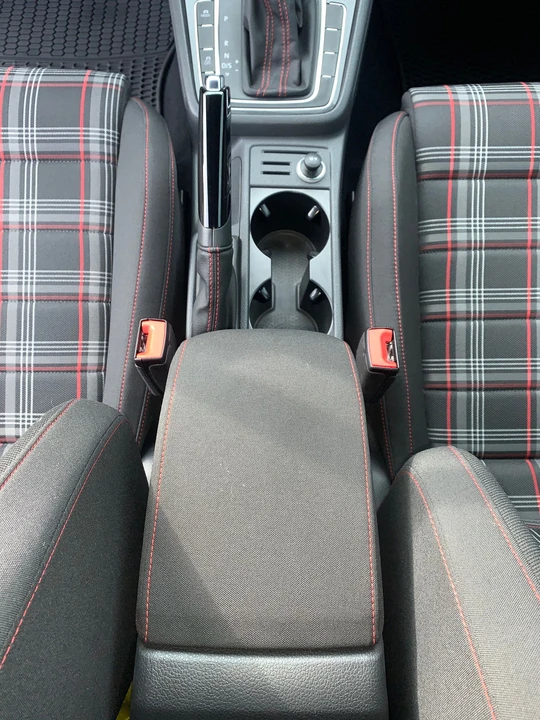 2016 Volkswagen GTI Mk7 - Image 15 of 30