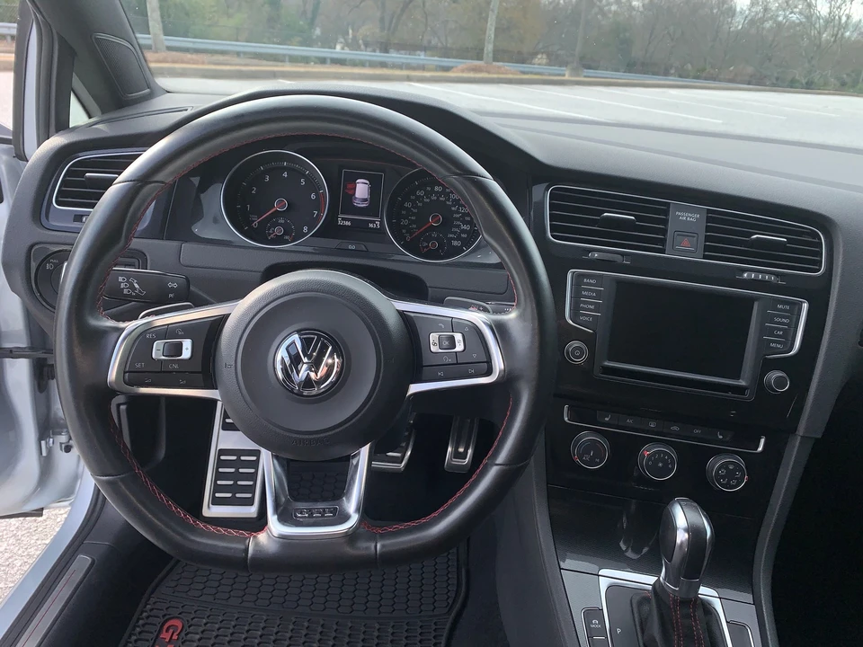 2016 Volkswagen GTI Mk7 - Image 14 of 30