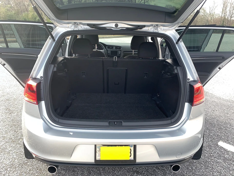 2016 Volkswagen GTI Mk7 - Image 27 of 30