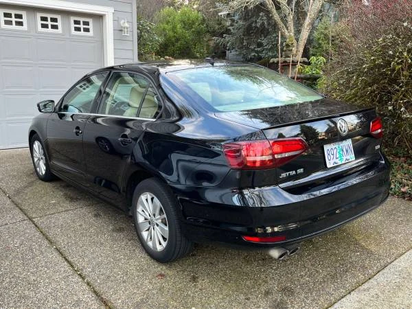2016 Volkswagen A6 Jetta - Image 8 of 11