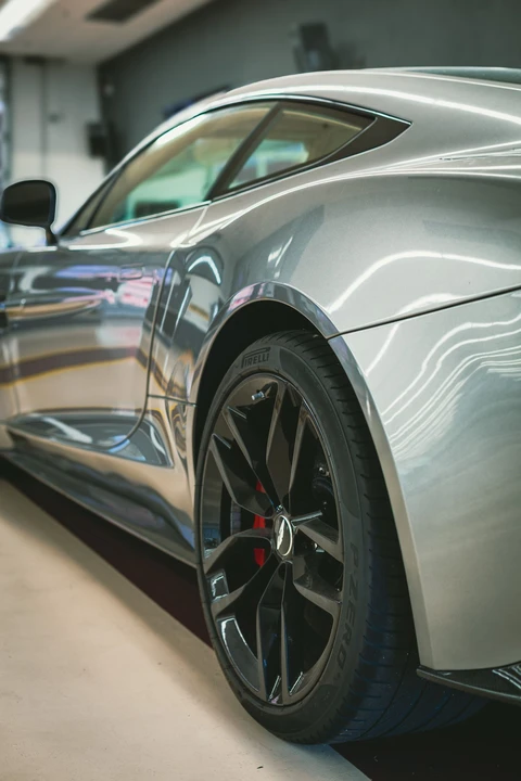 2016 Aston Martin Vanquish 2nd Gen - Image 15 of 31