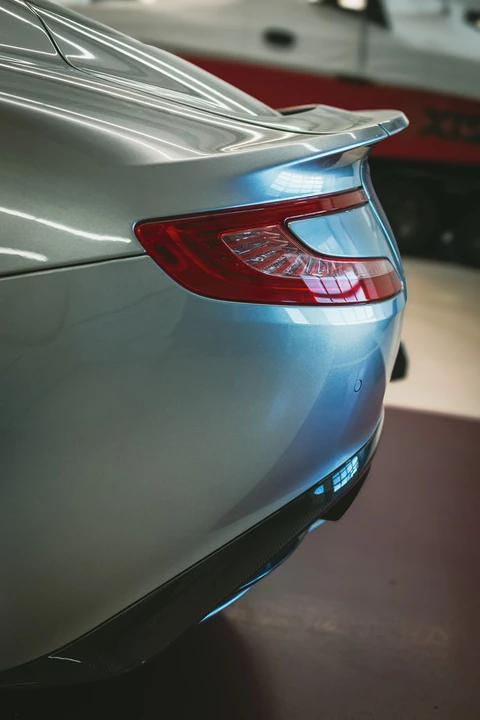 2016 Aston Martin Vanquish 2nd Gen - Image 18 of 31