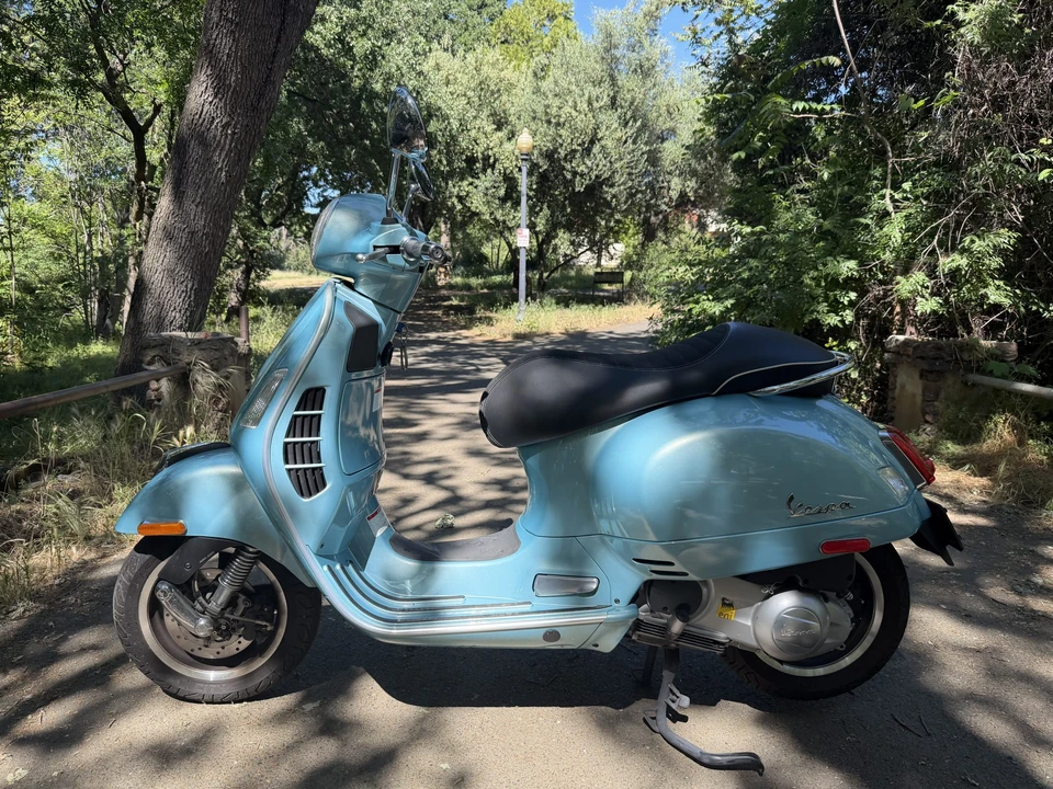 2016 Vespa Sei & PX & ET & LX & GT - Image 9 of 31