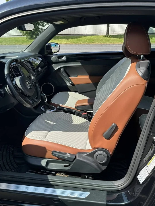 2016 Volkswagen A5 Beetle - Image 9 of 17