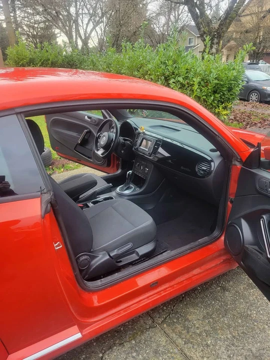 2016 Volkswagen A5 Beetle - Image 3 of 7
