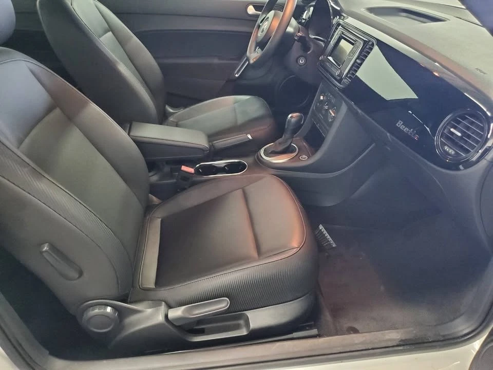2016 Volkswagen A5 Beetle - Image 13 of 19