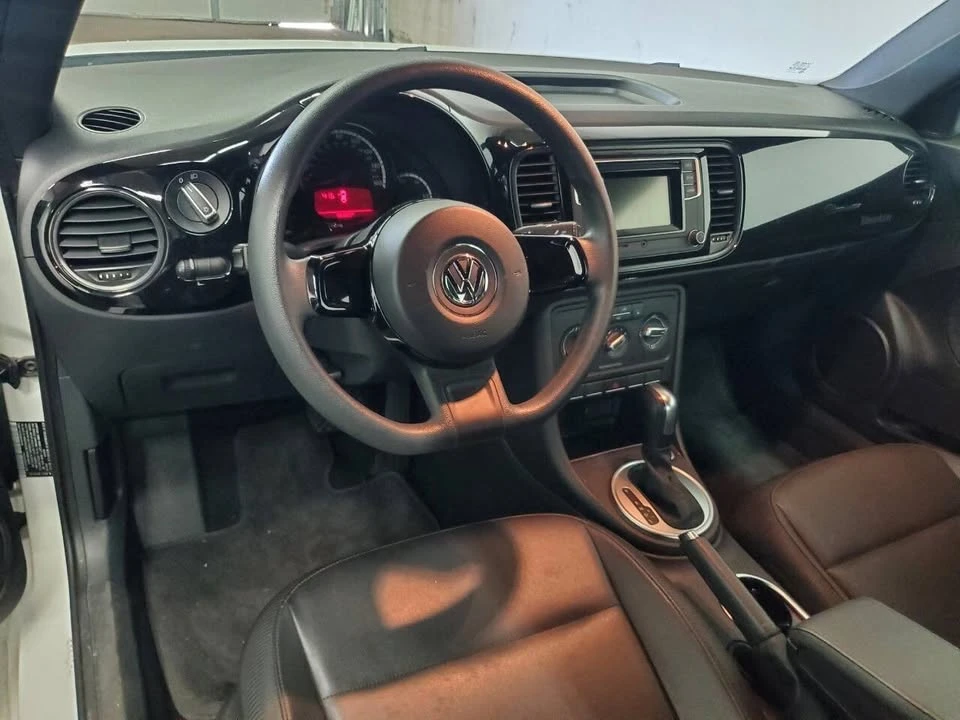 2016 Volkswagen A5 Beetle - Image 8 of 19