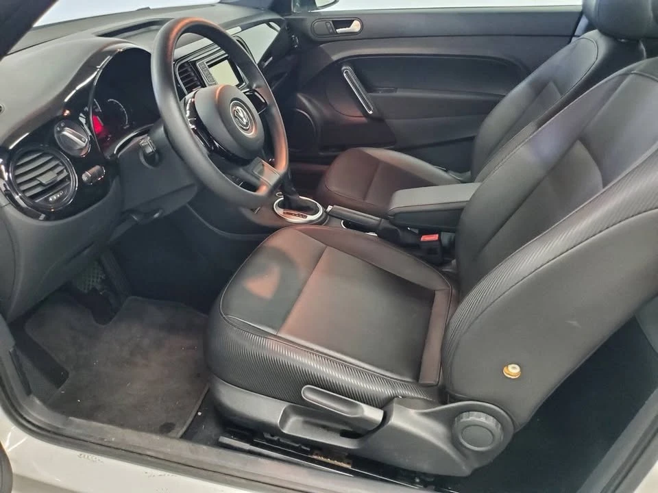 2016 Volkswagen A5 Beetle - Image 9 of 19