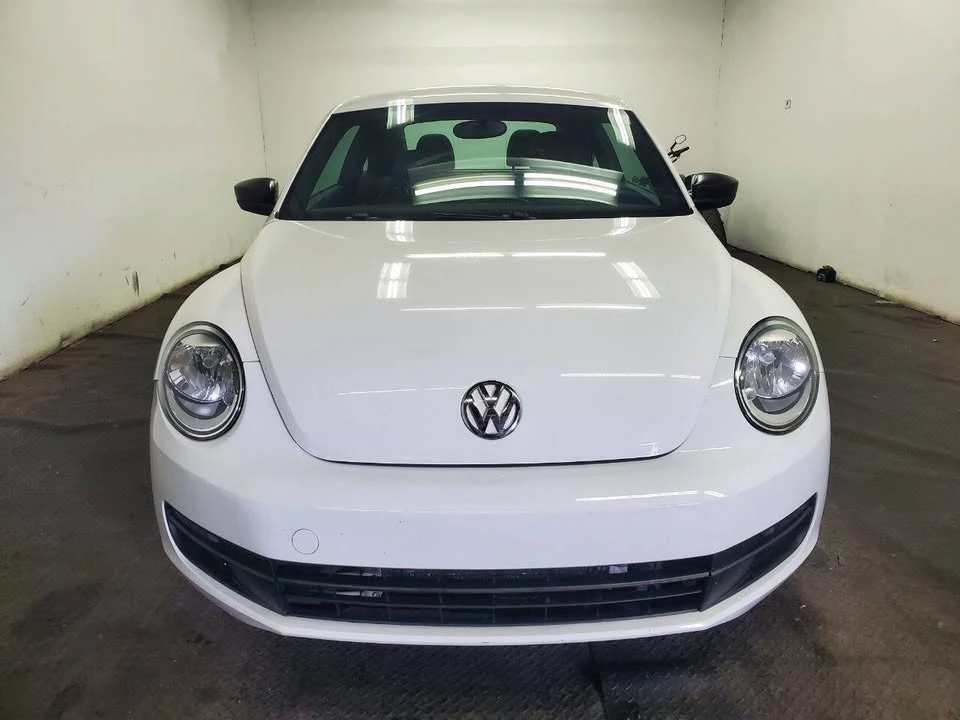 2016 Volkswagen A5 Beetle - Image 2 of 19
