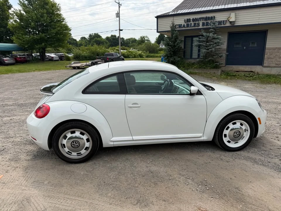 2016 Volkswagen A5 Beetle - Image 12 of 20