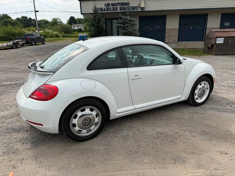 2016 Volkswagen A5 Beetle - Image 11 of 20