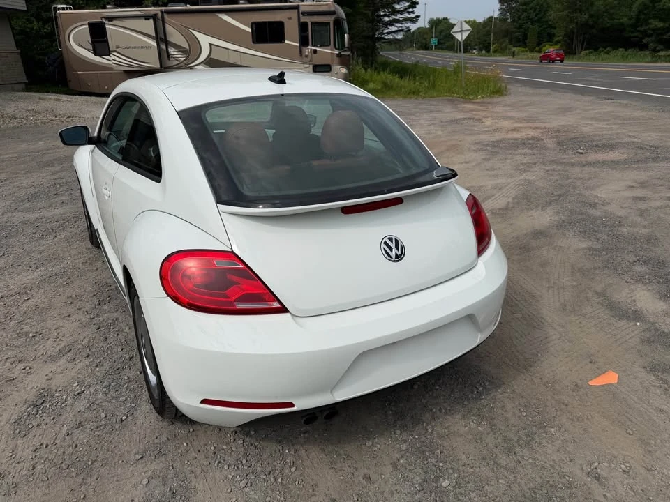 2016 Volkswagen A5 Beetle - Image 8 of 20