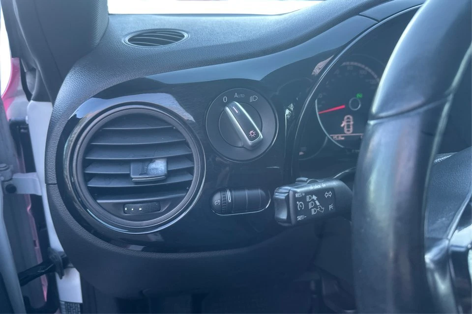2016 Volkswagen A5 Beetle - Image 17 of 20