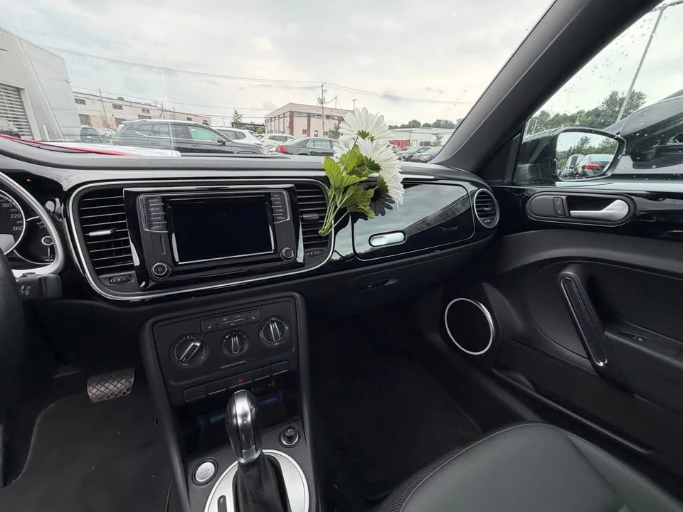 2016 Volkswagen A5 Beetle - Image 12 of 13
