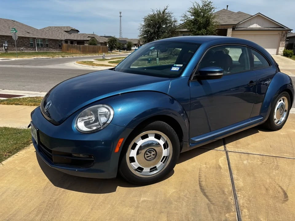 2016 Volkswagen A5 Beetle - Image 2 of 8