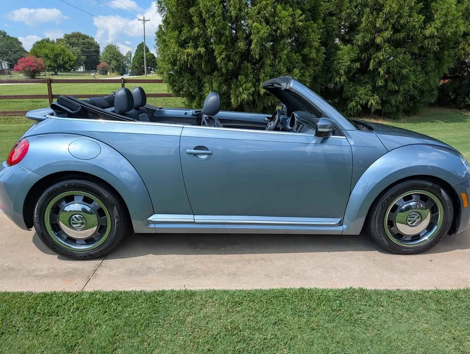 2016 Volkswagen A5 Beetle - Image 5 of 20