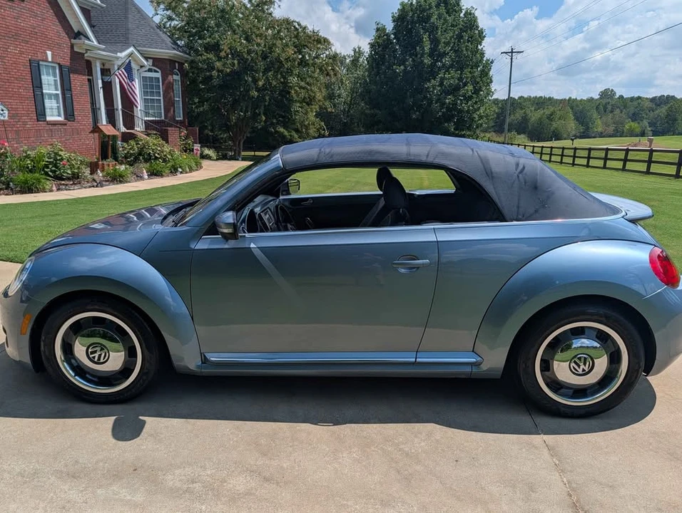 2016 Volkswagen A5 Beetle - Image 17 of 20