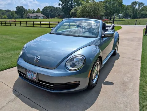 2016 Volkswagen Beetle 1.8T Denim Convertible 2D