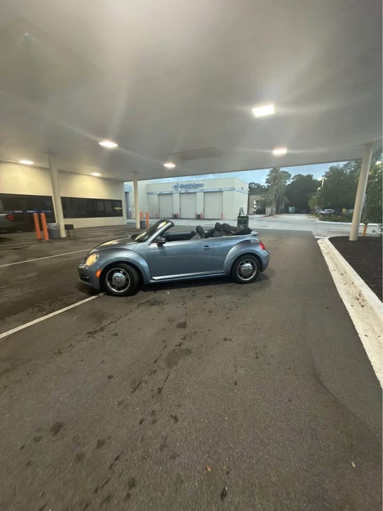 2016 Volkswagen A5 Beetle - Image 5 of 11