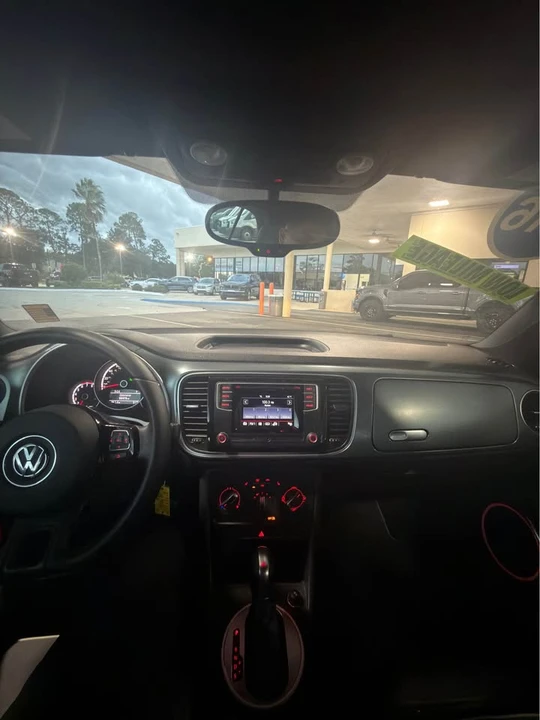 2016 Volkswagen A5 Beetle - Image 9 of 11