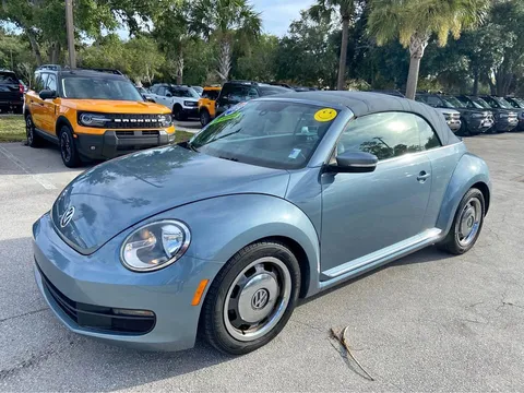 2016 Volkswagen Beetle 1.8T Denim Convertible 2D